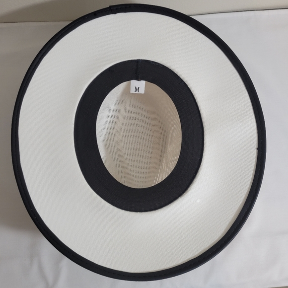 Beautiful Embroidered Hat - Picture 6 of 11